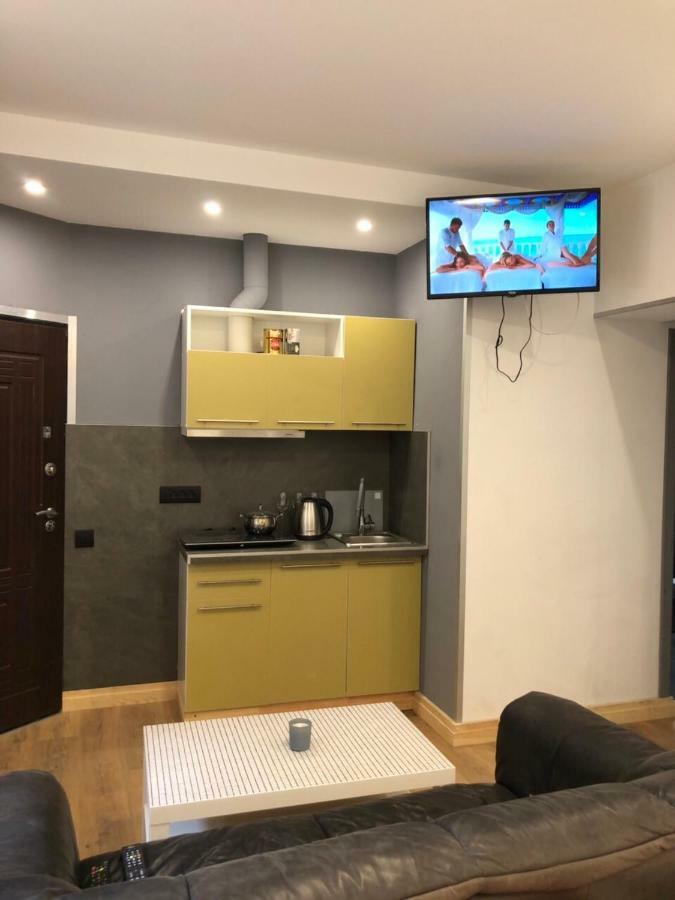 Апартаменты На Дворянская Odesa Exterior foto